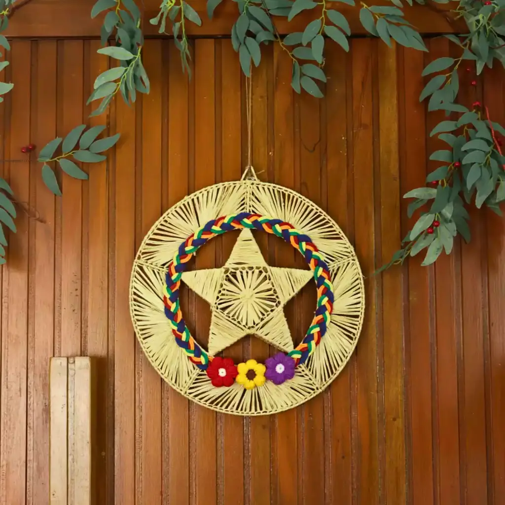 Handcrafted Large 15.5" Raffia Star Wreath