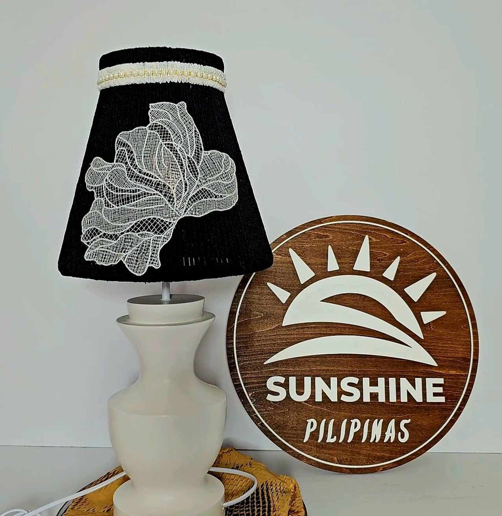 Vintage-style Parisian Lamp - US Autovolt
